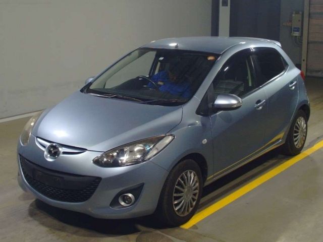 4174 MAZDA DEMIO DEJFS 2012 г. (TAA Yokohama)