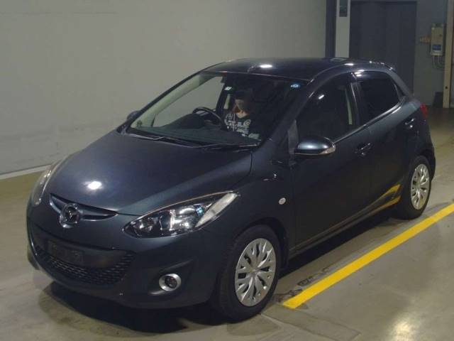 4181 MAZDA DEMIO DEJFS 2012 г. (TAA Yokohama)