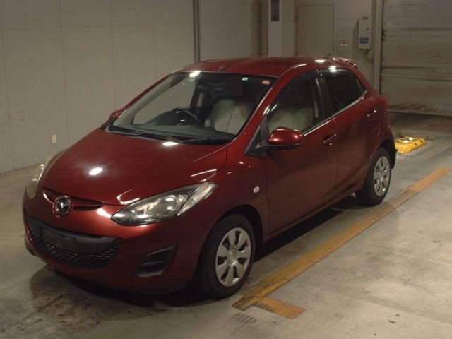 4201 MAZDA DEMIO DE3FS 2012 г. (TAA Kyushu)