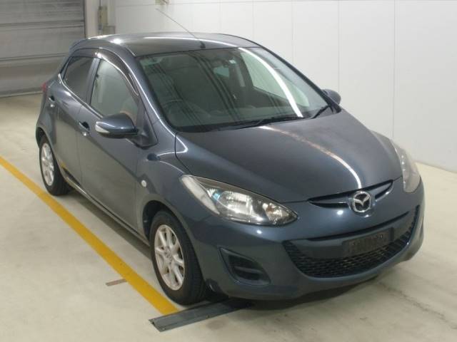 4215 MAZDA DEMIO DEJFS 2012 г. (NAA Nagoya)