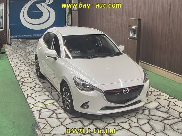 50052 MAZDA DEMIO DJ5FS 2014 г. (BAYAUC)