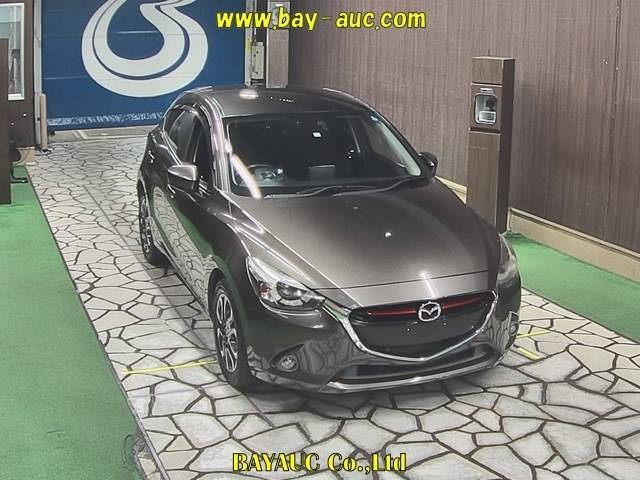 50072 MAZDA DEMIO DJ5FS 2014 г. (BAYAUC)