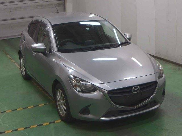 5073 MAZDA DEMIO DJ3FS 2015 г. (JU Niigata)