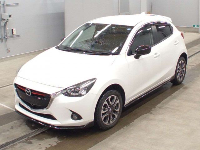 3208 MAZDA DEMIO 2016 г. (CAA Tohoku)