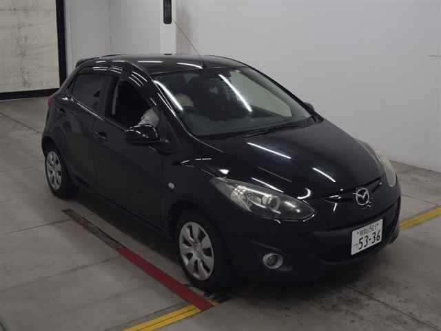 60038 MAZDA DEMIO DE3FS 2014 г. (MIRIVE Osaka)