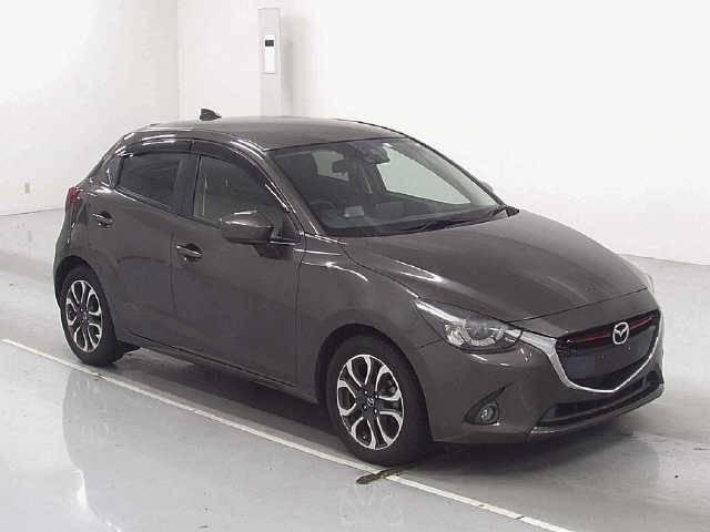 6062 MAZDA DEMIO DJ5FS 2016 г. (JU Hiroshima)