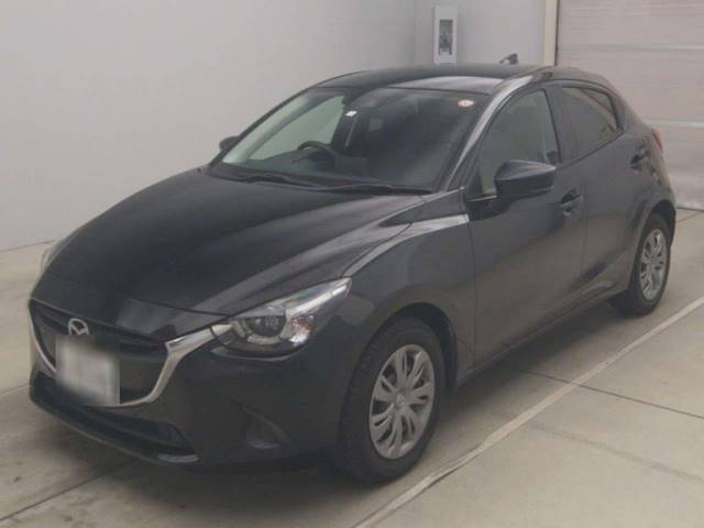 70033 MAZDA DEMIO DJ3FS 2018 г. (TAA Kantou)