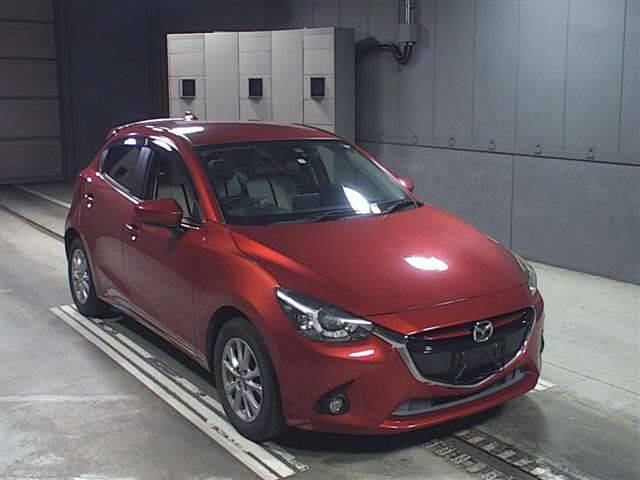 70446 MAZDA DEMIO DJ3FS 2015 г. (JU Gifu)