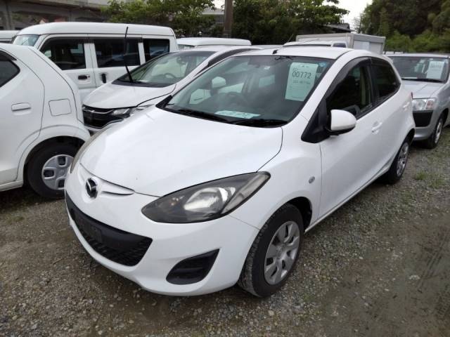 772 MAZDA DEMIO DE3FS 2012 г. (LUM Kobe Nyusatsu)