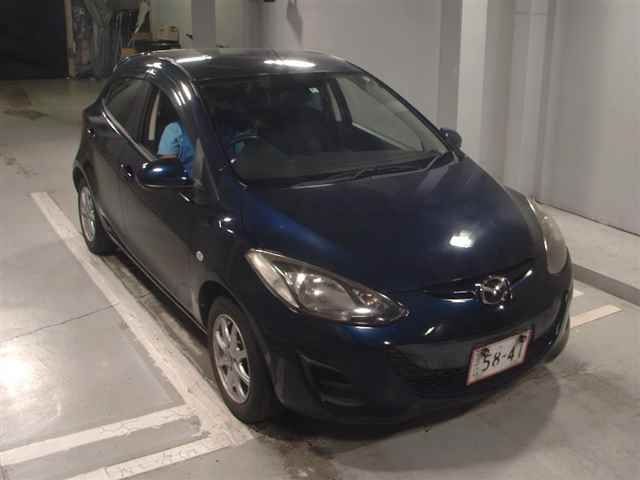 8244 MAZDA DEMIO DE3FS 2012 г. (JU Tokyo)