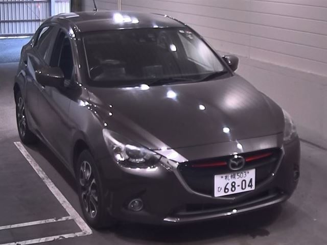 6040 MAZDA DEMIO 2015 г. (SAA Sapporo)