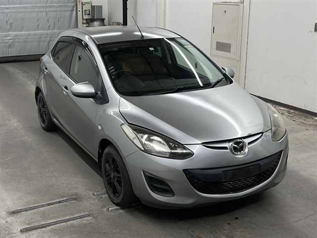 90516 MAZDA DEMIO DE3FS 2011 г. (MIRIVE Saitama)