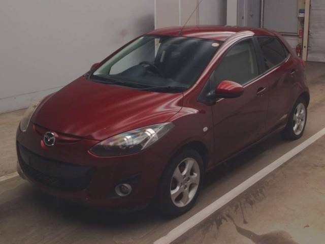 9057 MAZDA DEMIO DE3FS 2012 г. (TAA Kantou)