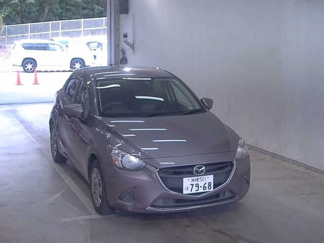 142 MAZDA DEMIO DJ3FS 2015 г. (JU Okinawa)