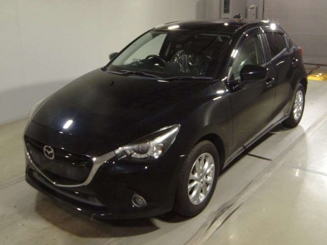 30075 MAZDA DEMIO DJ3FS 2016 г. (TAA Tohoku)