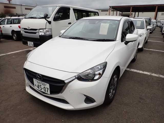 41 MAZDA DEMIO 2014 г. (ORIX Sendai Nyusatsu)