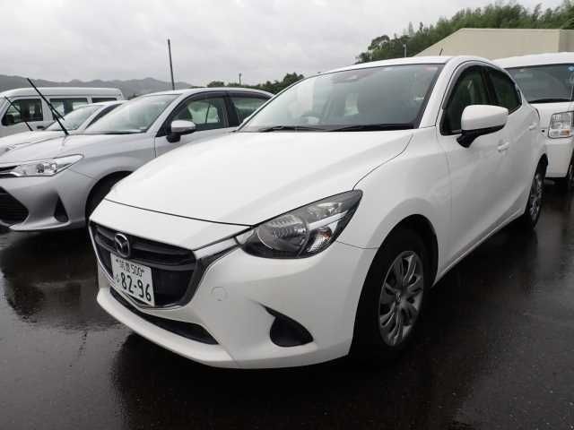 88 MAZDA DEMIO 2018 г. (ORIX Fukuoka Nyusatsu)