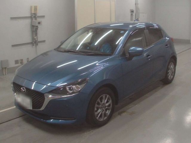 33074 MAZDA MAZDA2 2021 г. (CAA Tokyo)