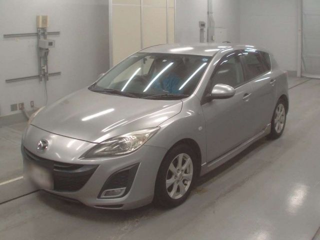 1054 Mazda Axela BL5FW 2011 г. (CAA Tokyo)