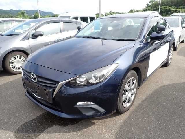 219 Mazda Axela BM6FJ改 2015 г. (ORIX Fukuoka Nyusatsu)