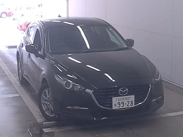 2575 Mazda Axela BM5FS 2017 г. (NAA Fukuoka)