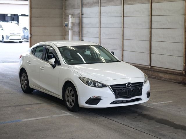 2580 Mazda Axela BM6FJ 2015 г. (ARAI Bayside)