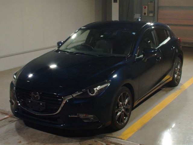 30002 Mazda Axela BM5FS 2019 г. (TAA Shikoku)