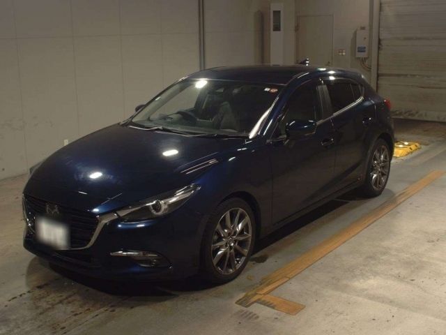 30005 Mazda Axela BM5FS 2018 г. (TAA Kyushu)