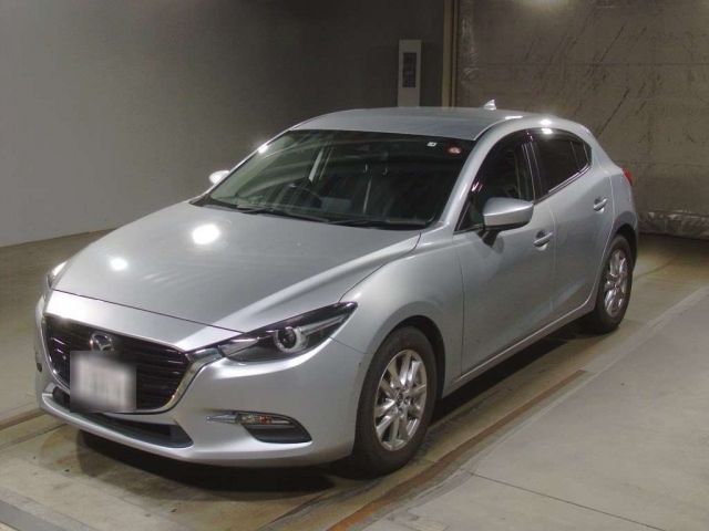 30009 Mazda Axela BM5FS 2017 г. (TAA Kinki)