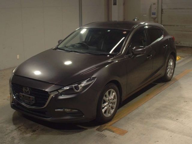 30009 Mazda Axela BM5FS 2017 г. (TAA Kyushu)