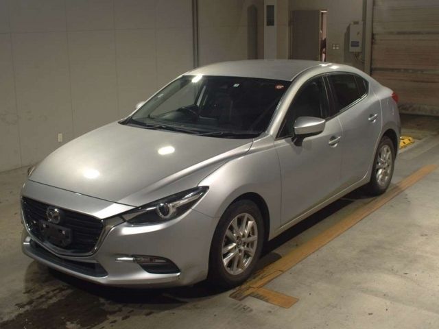 30010 Mazda Axela BM5FP 2017 г. (TAA Kyushu)