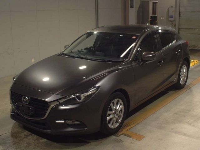 30021 Mazda Axela BM5FS 2019 г. (TAA Kyushu)