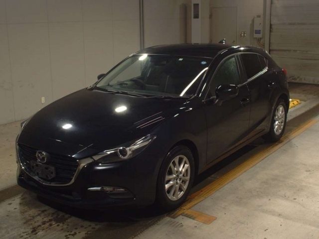 30025 Mazda Axela BM5FS 2017 г. (TAA Kyushu)