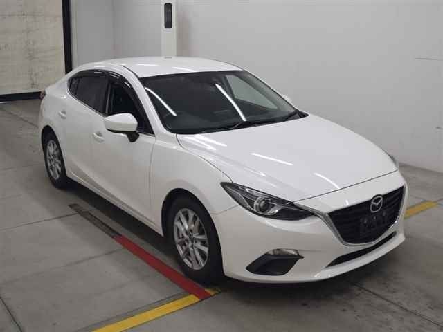 30295 Mazda Axela BM5FP 2015 г. (MIRIVE Osaka)