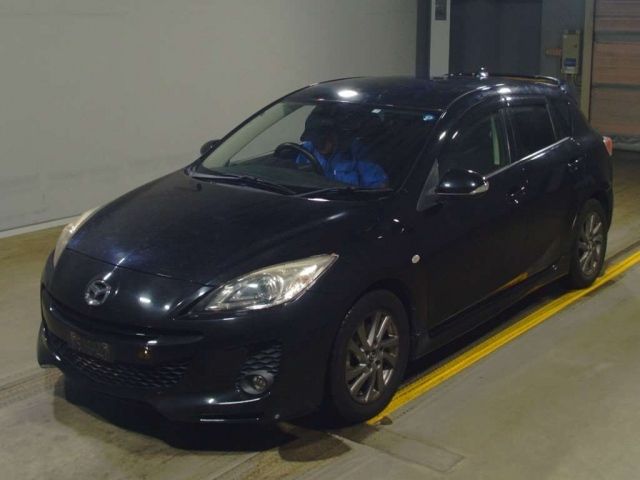 4215 Mazda Axela BL5FW 2013 г. (TAA Yokohama)