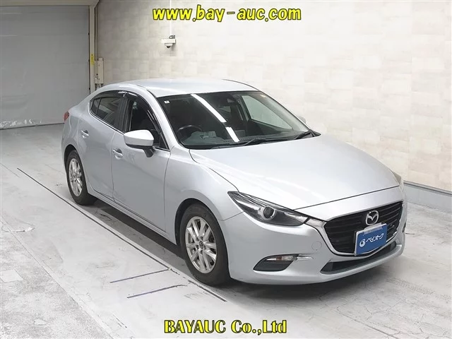 Mazda Axela BMLFP 2018