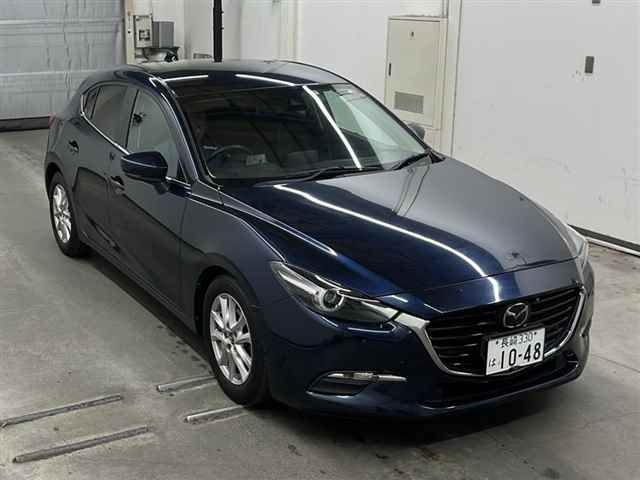 75104 Mazda Axela BM5FS 2017 г. (MIRIVE Saitama)