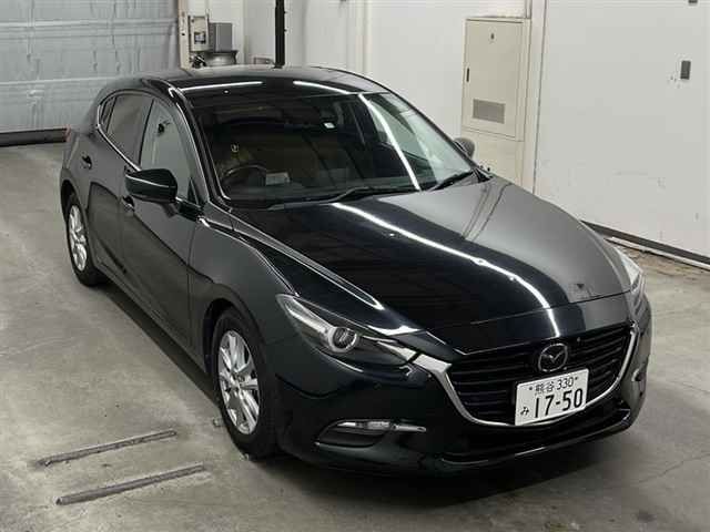 75177 Mazda Axela BM5FS 2017 г. (MIRIVE Saitama)