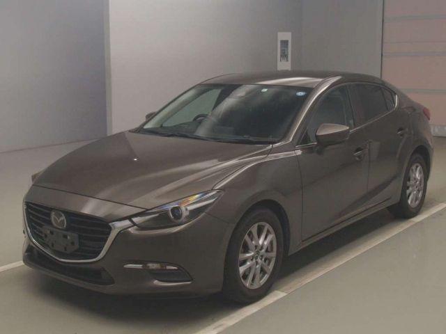 82008 Mazda Axela BM5FP 2016 г. (TAA Kantou)