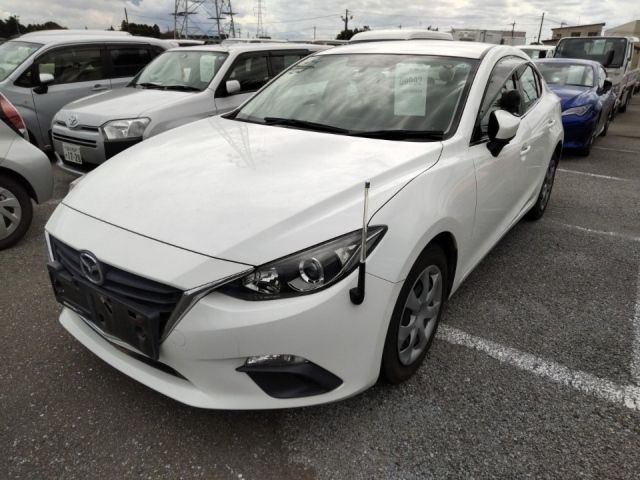 9992 Mazda Axela BM6FJ 2014 г. (LUM Tokyo Nyusatsu)