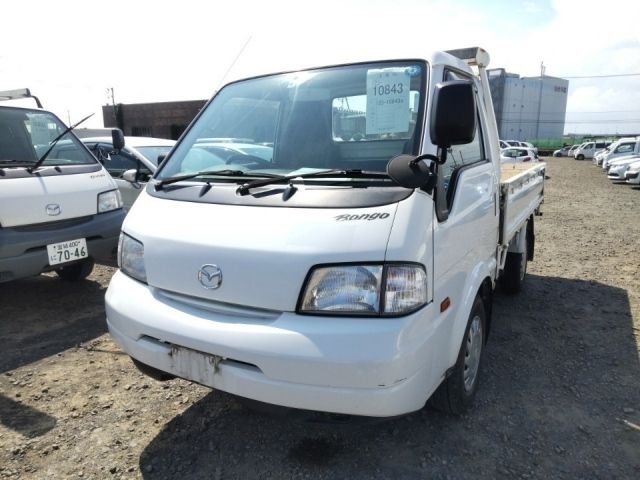 10843 Mazda Bongo SLP2L 2016 г. (LUM Tokyo Nyusatsu)