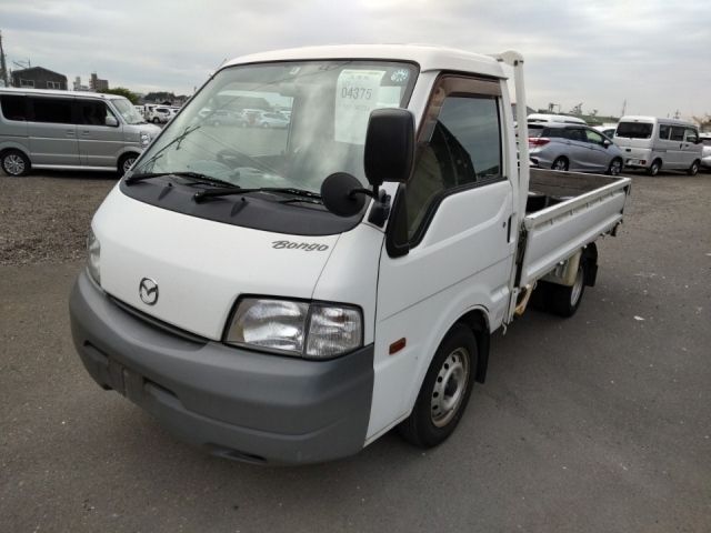 4375 Mazda Bongo SKP2T 2014 г. (LUM Nagoya Nyusatsu)