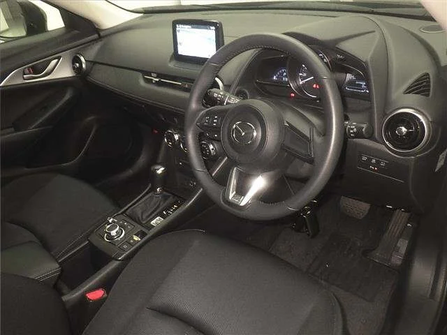 Mazda CX-3 DKLFW 2021