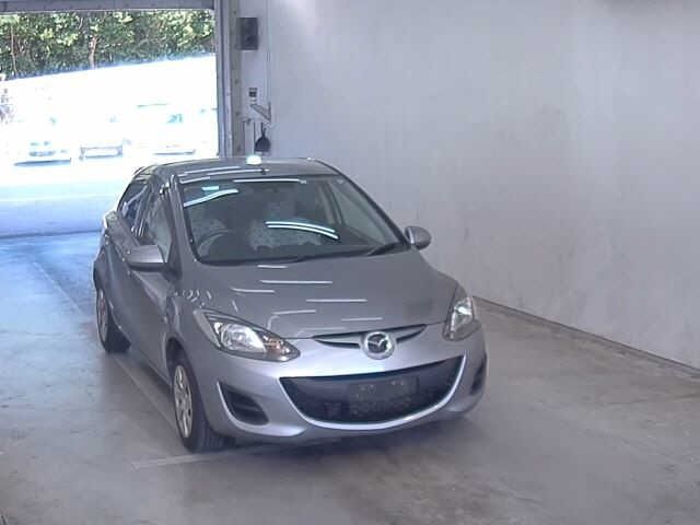 1004 Mazda Demio DE3FS 2013 г. (JU Okinawa)