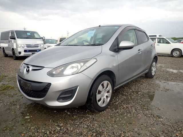 1009 Mazda Demio DE3FS 2012 г. (ORIX Kobe Nyusatsu)