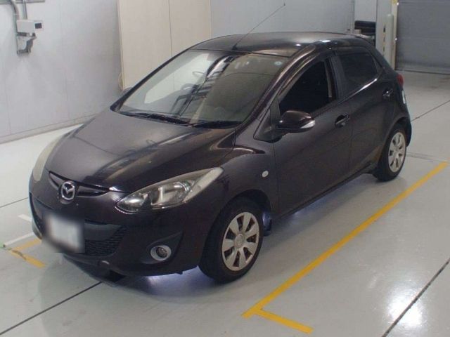 10260 Mazda Demio DEJFS 2013 г. (CAA Chubu)