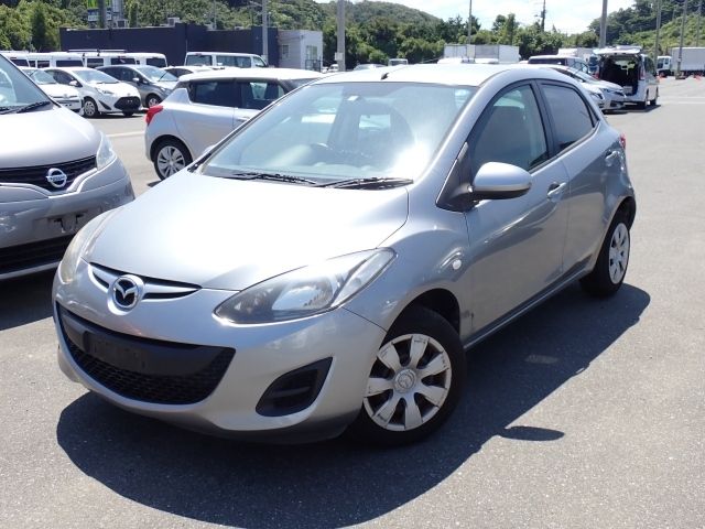 10538 Mazda Demio DE3FS 2015 г. (AUCNET)