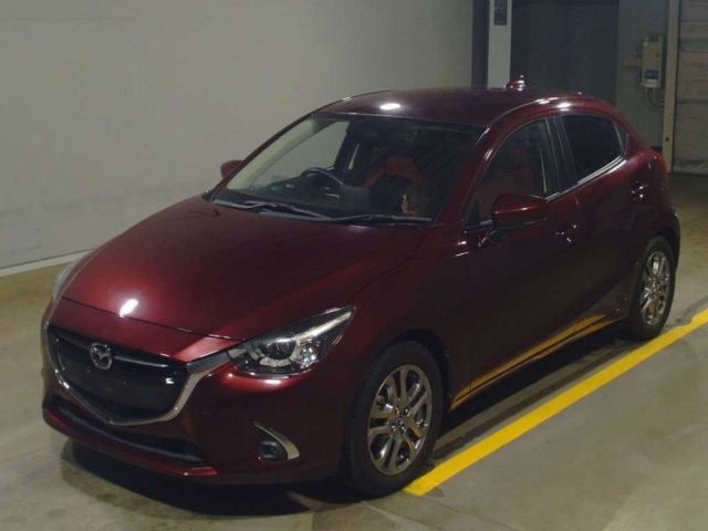 12309 Mazda Demio DJ5FS 2018 г. (TAA Yokohama)