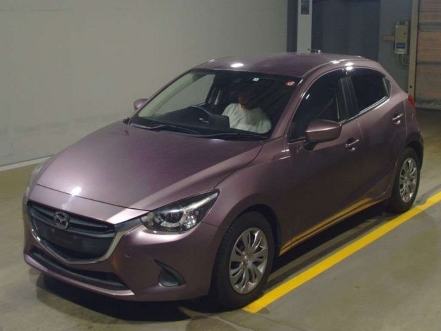 12502 Mazda Demio DJ3FS 2015 г. (TAA Yokohama)