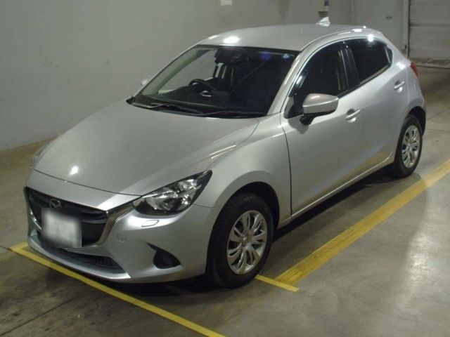 13 Mazda Demio DJ3AS 2017 г. (TAA Hokkaido)